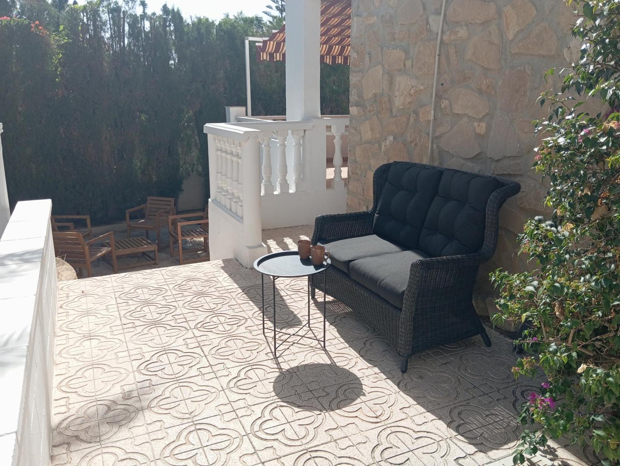 Villa Benucia Family Guest House La Nucia Exterior photo