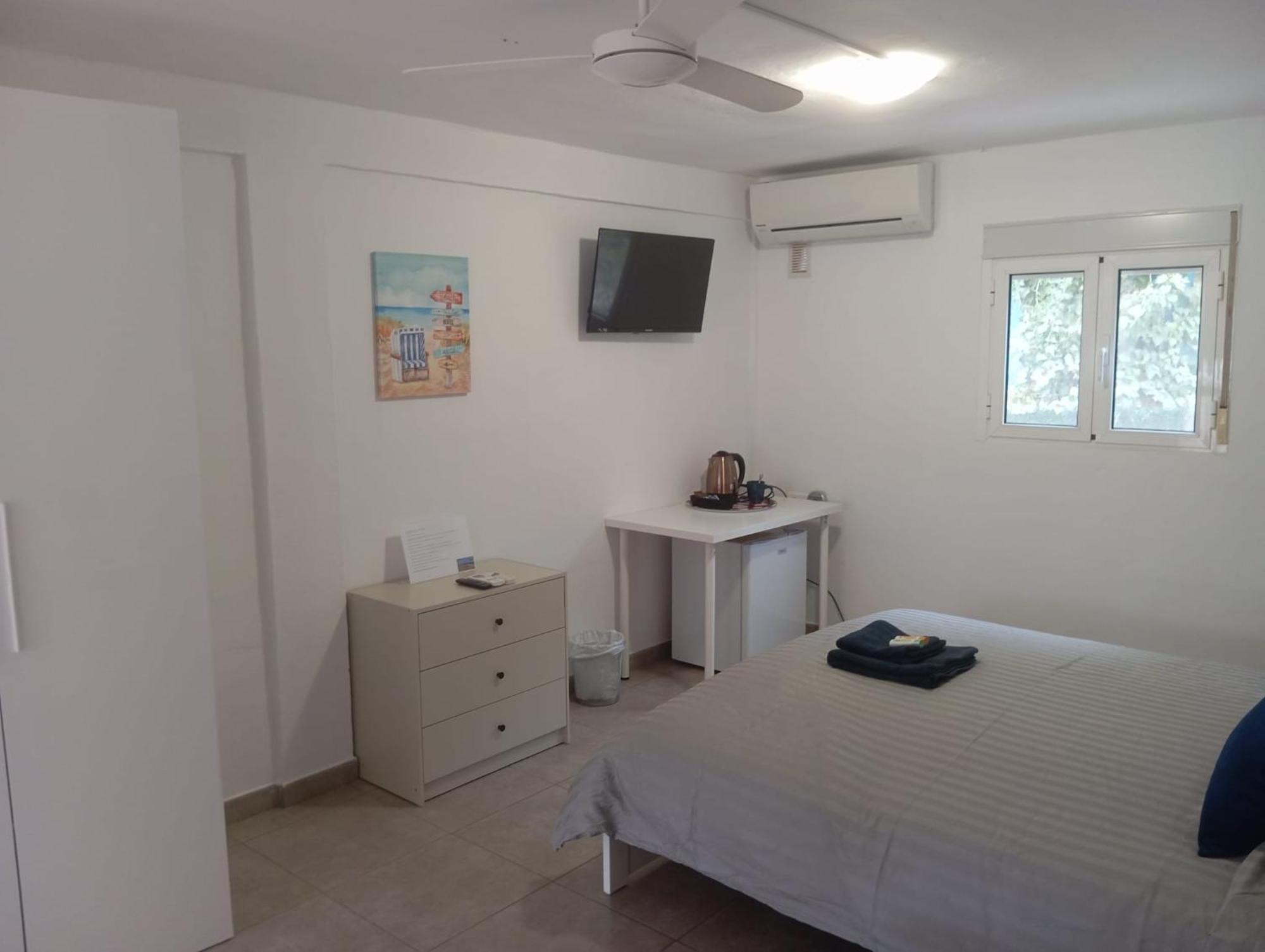 Villa Benucia Family Guest House La Nucia Exterior photo